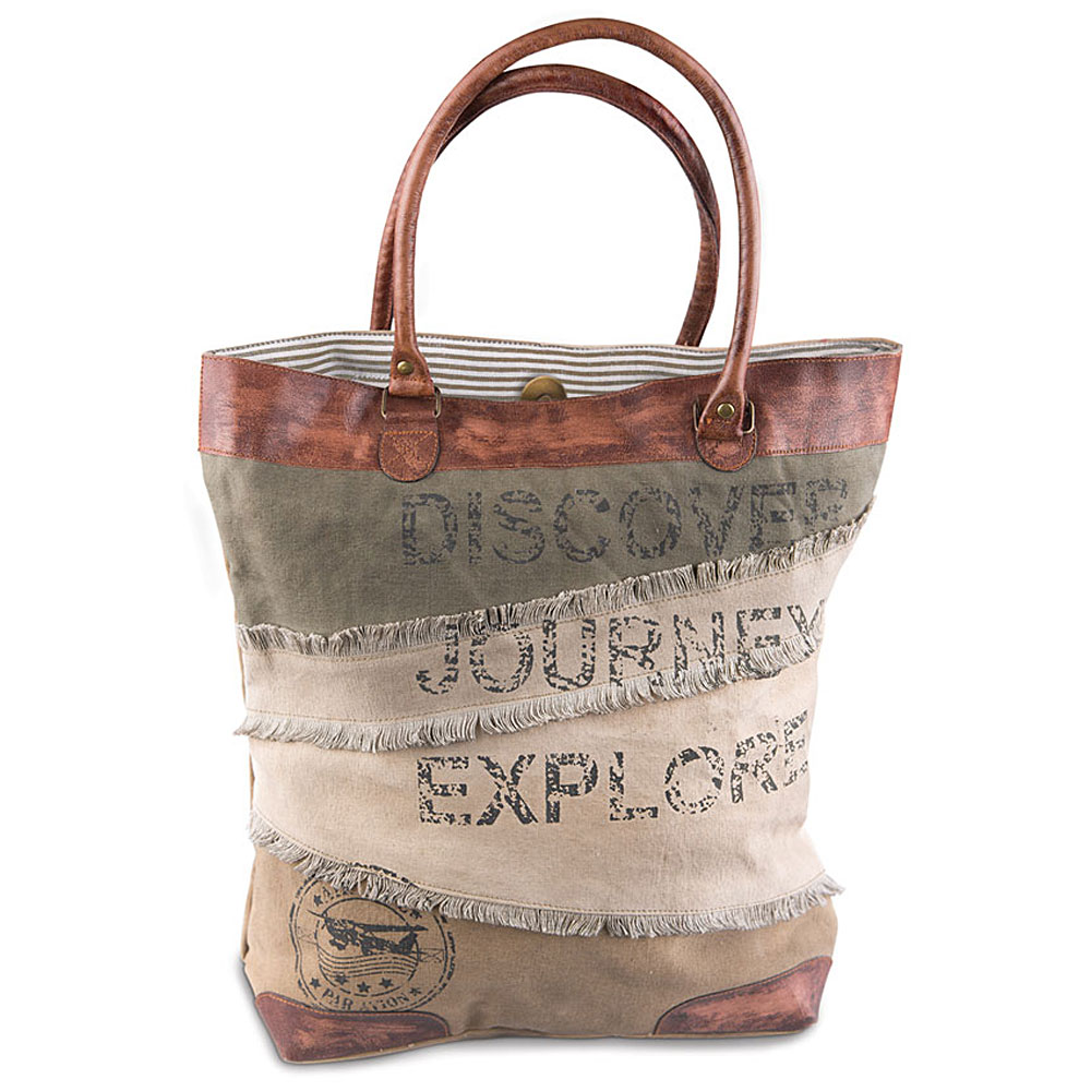 Country Home Decor: This just in! Canvas Handbags and Totes